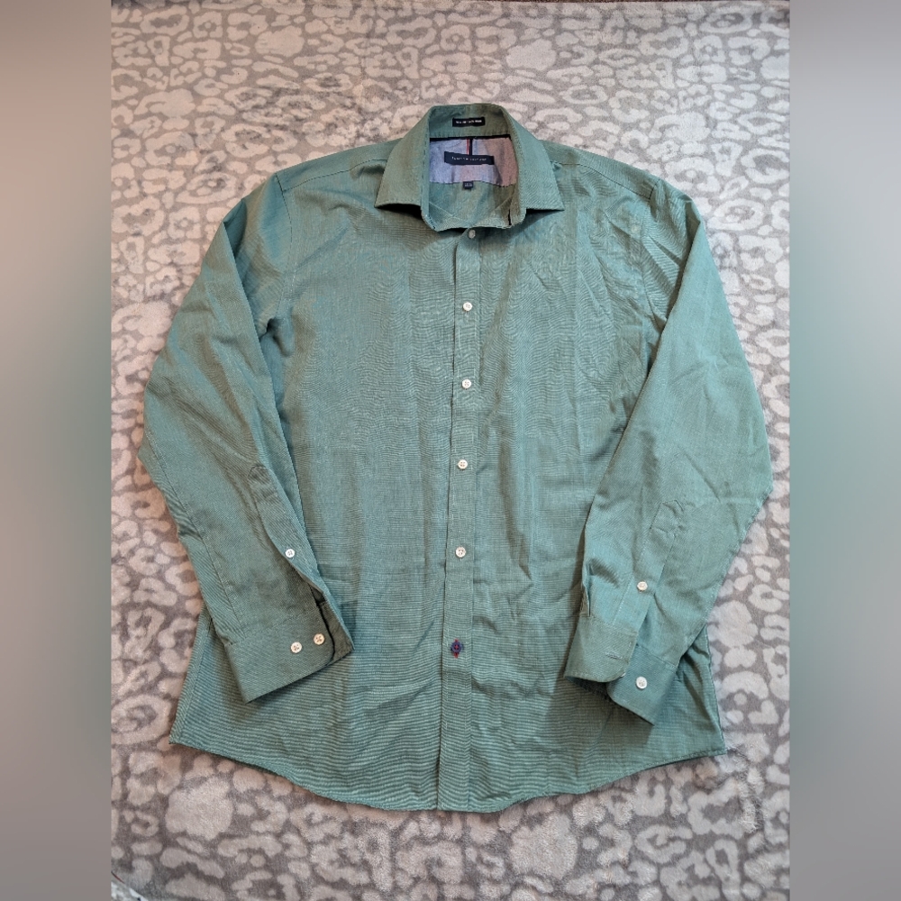 Tommy Hilfiger Green Casual Button-Down Shirt